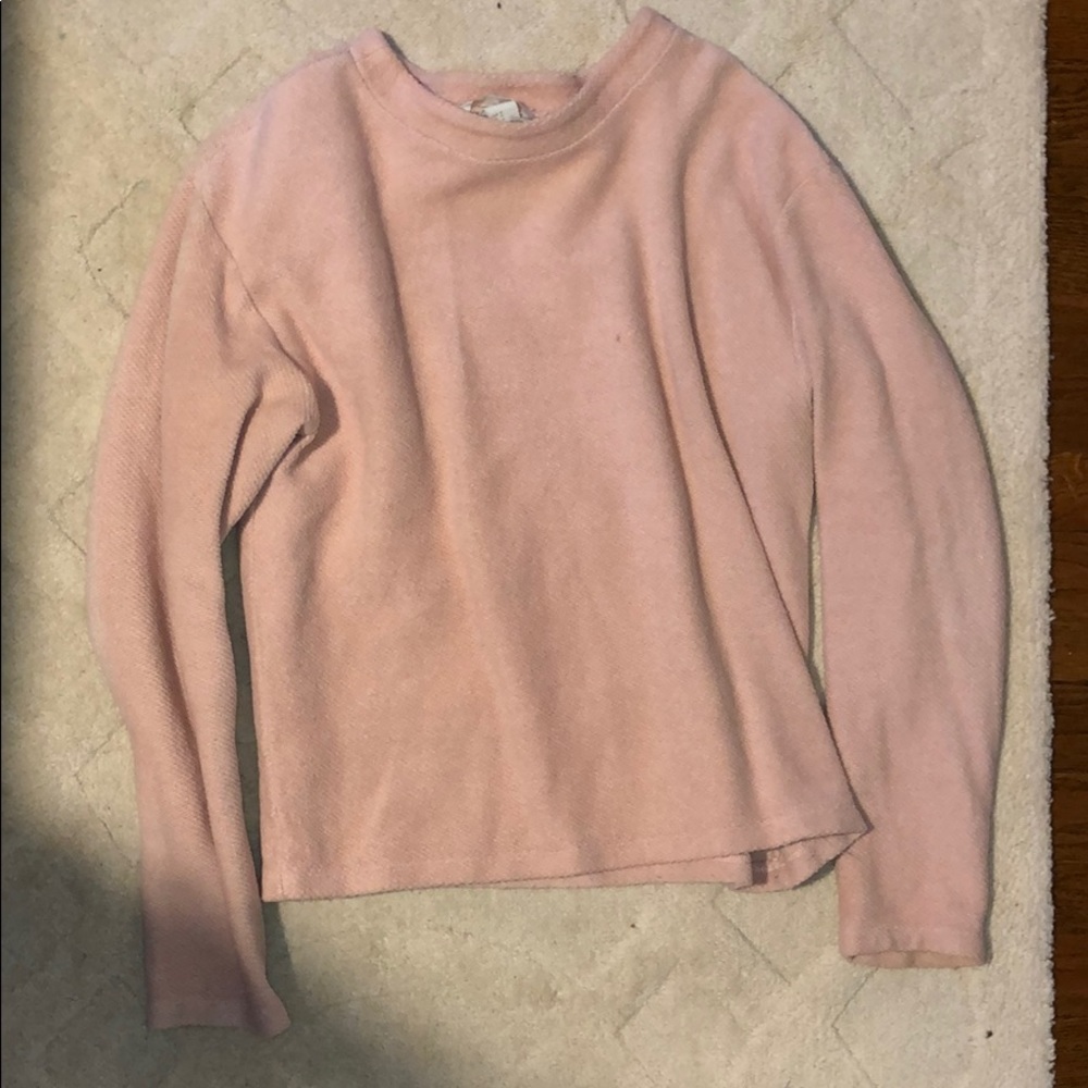 pink crew neck sweatshirt